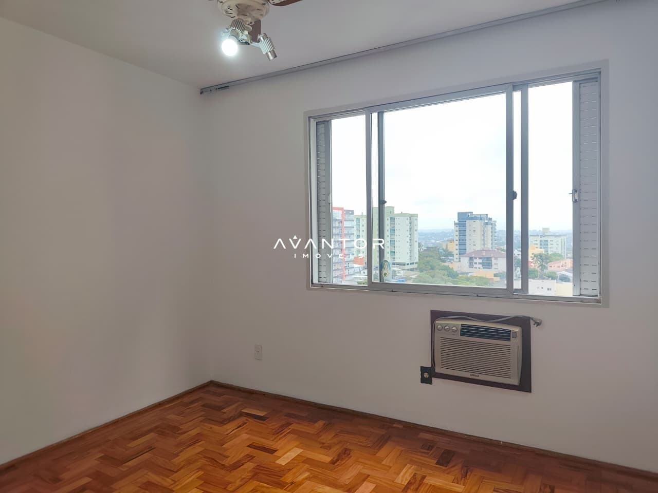 Apartamento com 3 quartos para alugar no Edifício Iguaçu, em Nossa Senhora do Rosário, Santa Maria/RS — foto 28 de 30