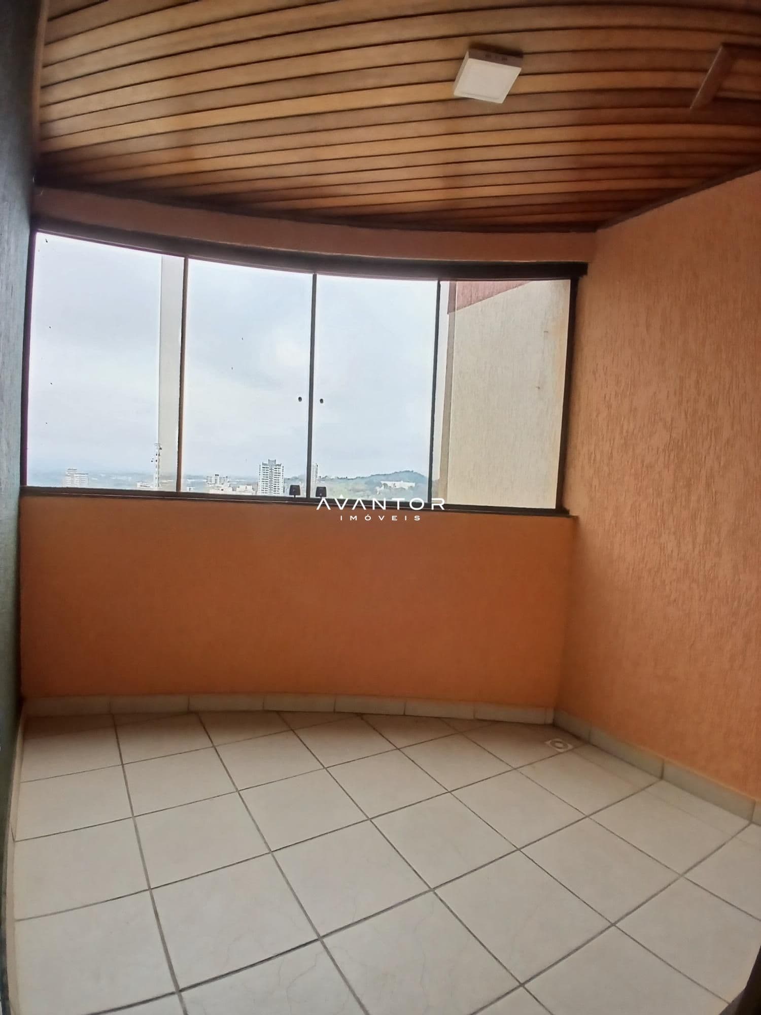 Apartamento com 2 quartos para alugar no Residencial Royal Plazza, em Nossa Senhora das Dores, Santa Maria/RS — foto 6 de 18
