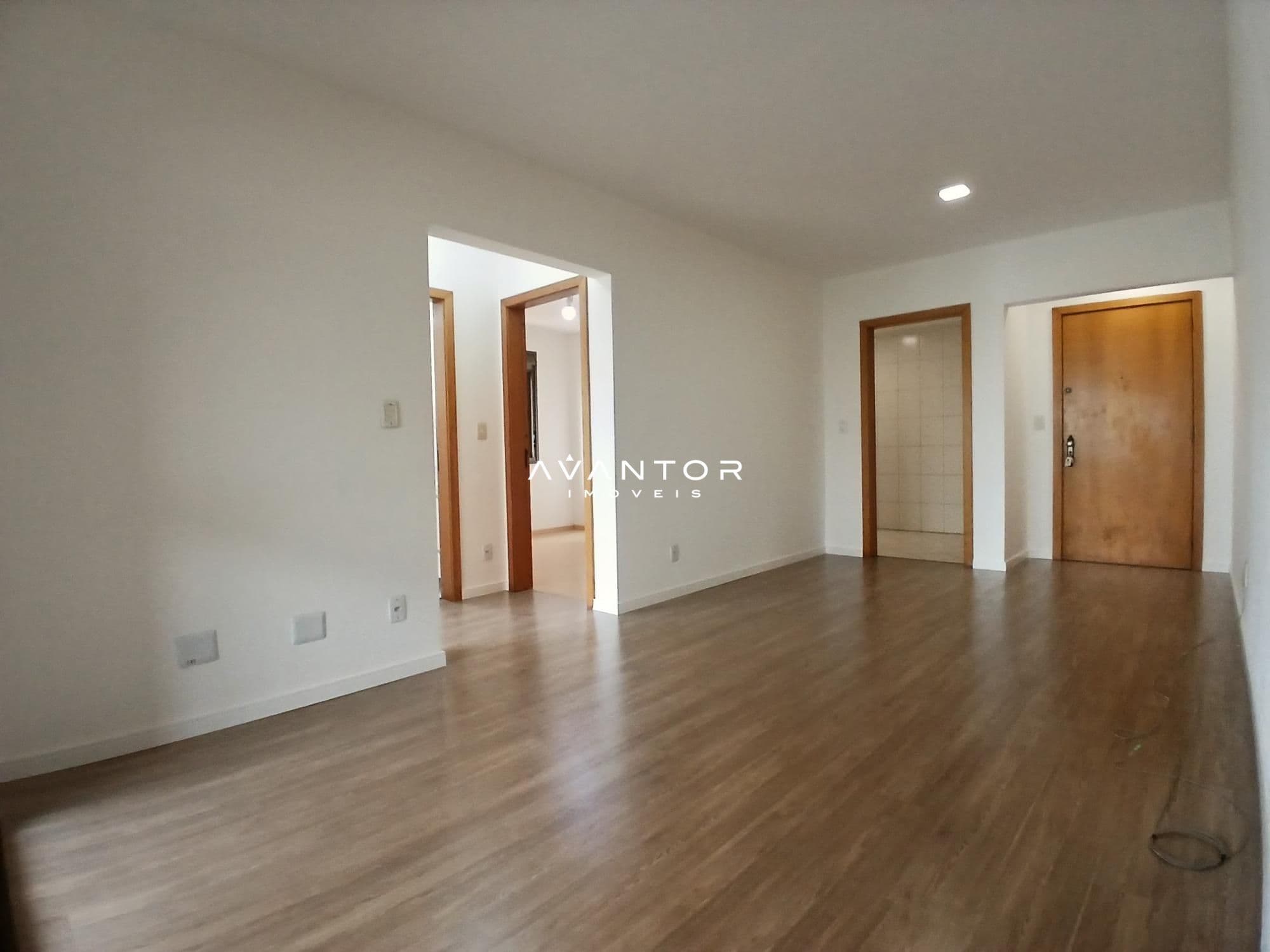 Apartamento com 2 quartos para alugar no Residencial Royal Plazza, em Nossa Senhora das Dores, Santa Maria/RS — foto 8 de 18