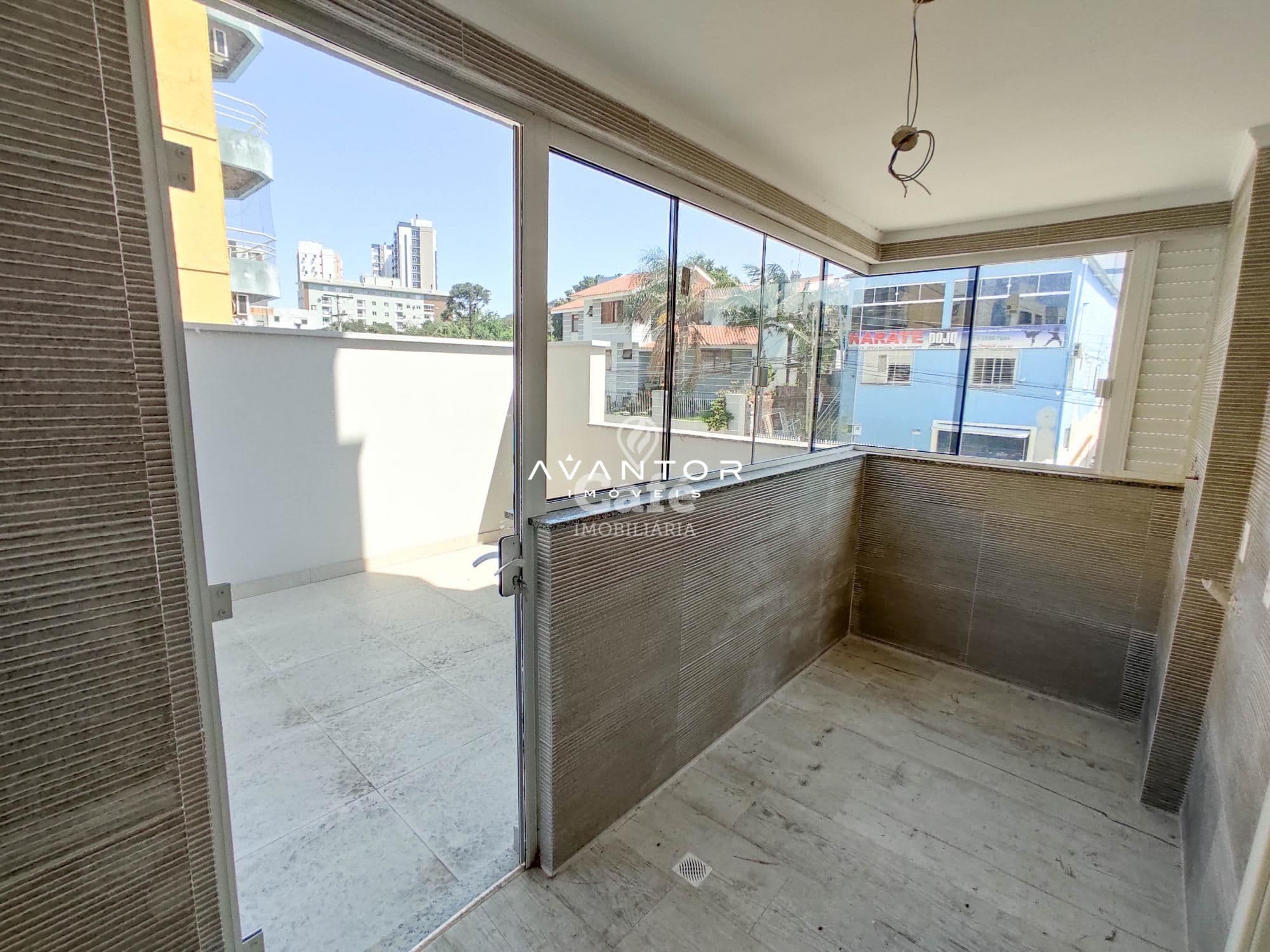 Residencial Solar dos Pampas - Apartamento 3 dormitórios e 2 vagas de garagem - Bairro Dor — Apartamento com 3 quartos à venda em Nossa Senhora das Dores, Santa Maria/RS