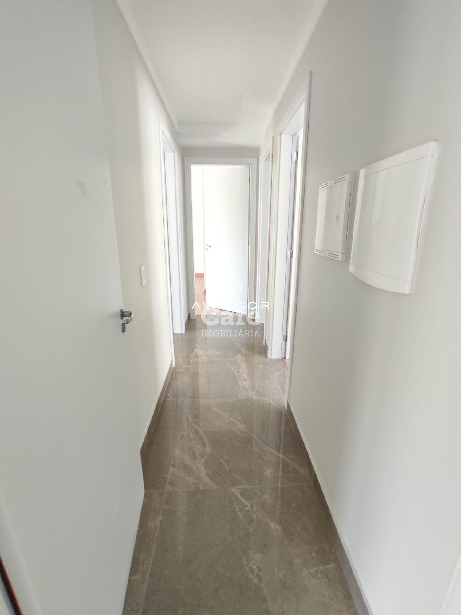 Residencial Solar dos Pampas - Apartamento 3 dormitórios e 2 vagas de garagem - Bairro Dor — Apartamento com 3 quartos à venda em Nossa Senhora das Dores, Santa Maria/RS