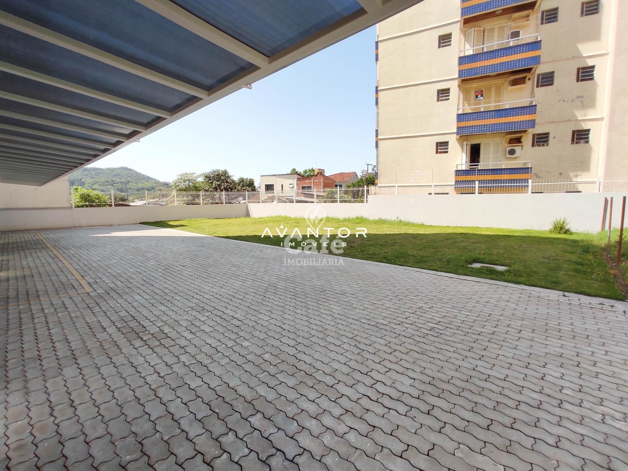 Residencial Solar dos Pampas - Apartamento 3 dormitórios e 2 vagas de garagem - Bairro Dor — Apartamento com 3 quartos à venda em Nossa Senhora das Dores, Santa Maria/RS
