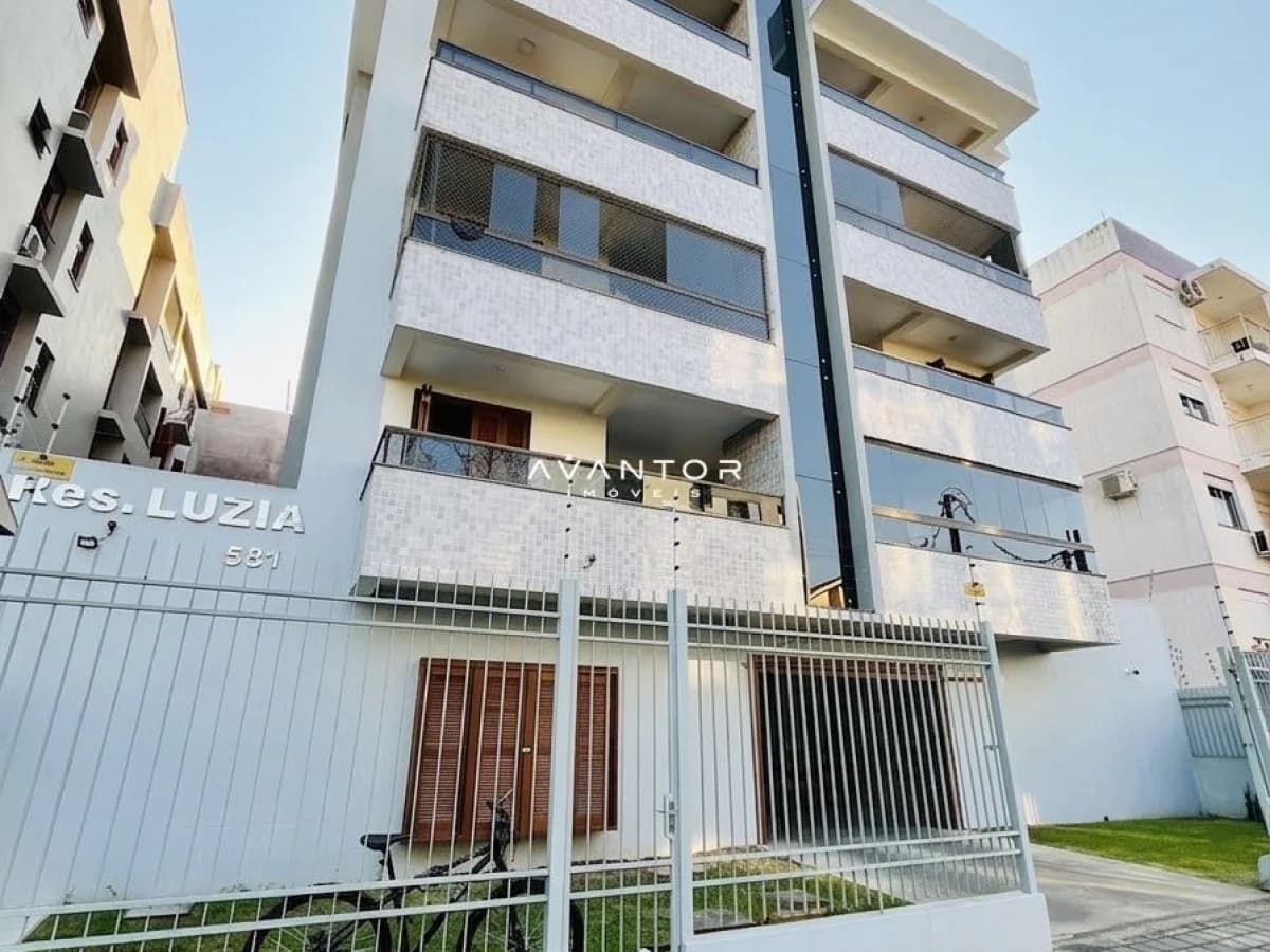 Fachada do prédio com sacadas — Apartamento com 2 quartos à venda no Residencial Luzia, em Camobi, Santa Maria/RS