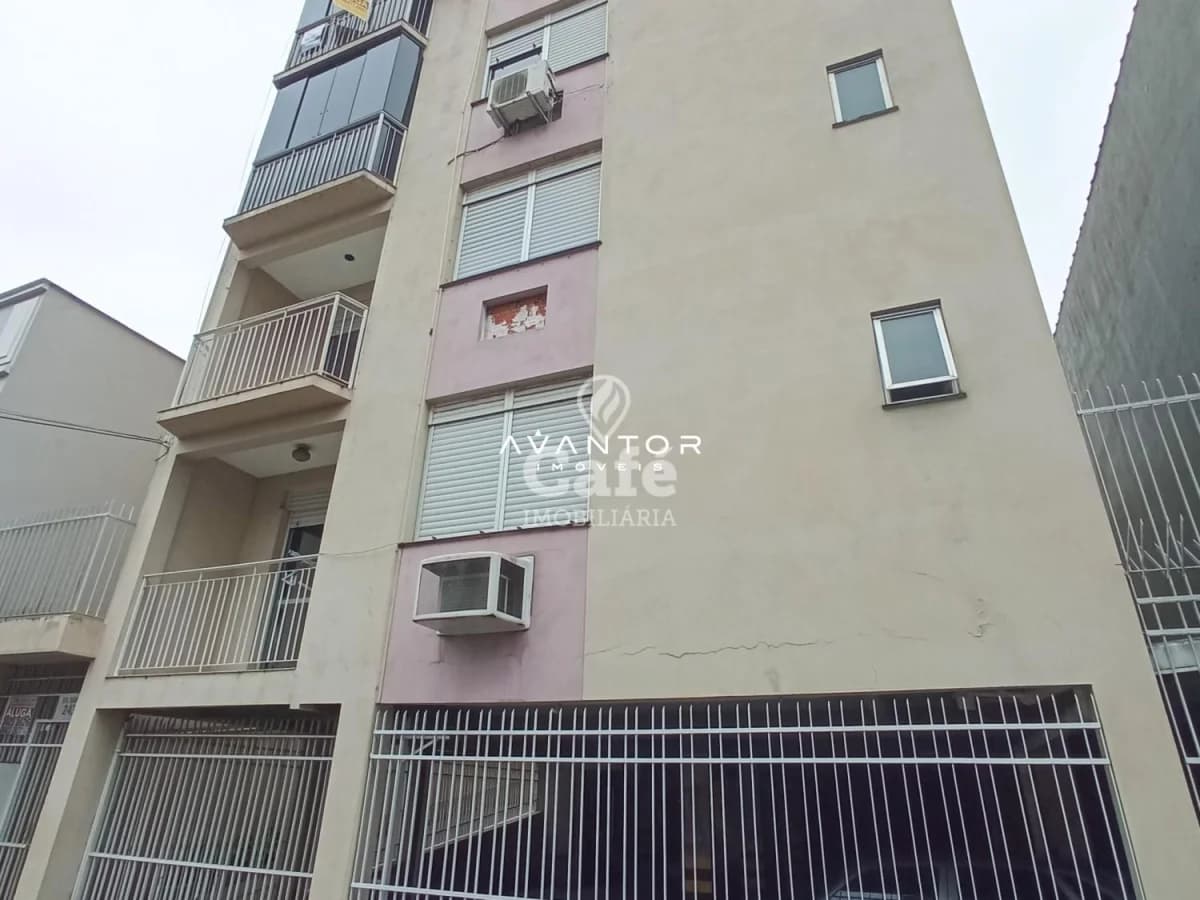 Fachada do prédio com sacadas — Apartamento com 2 quartos à venda no Edifício Sairy, em Bonfim, Santa Maria/RS