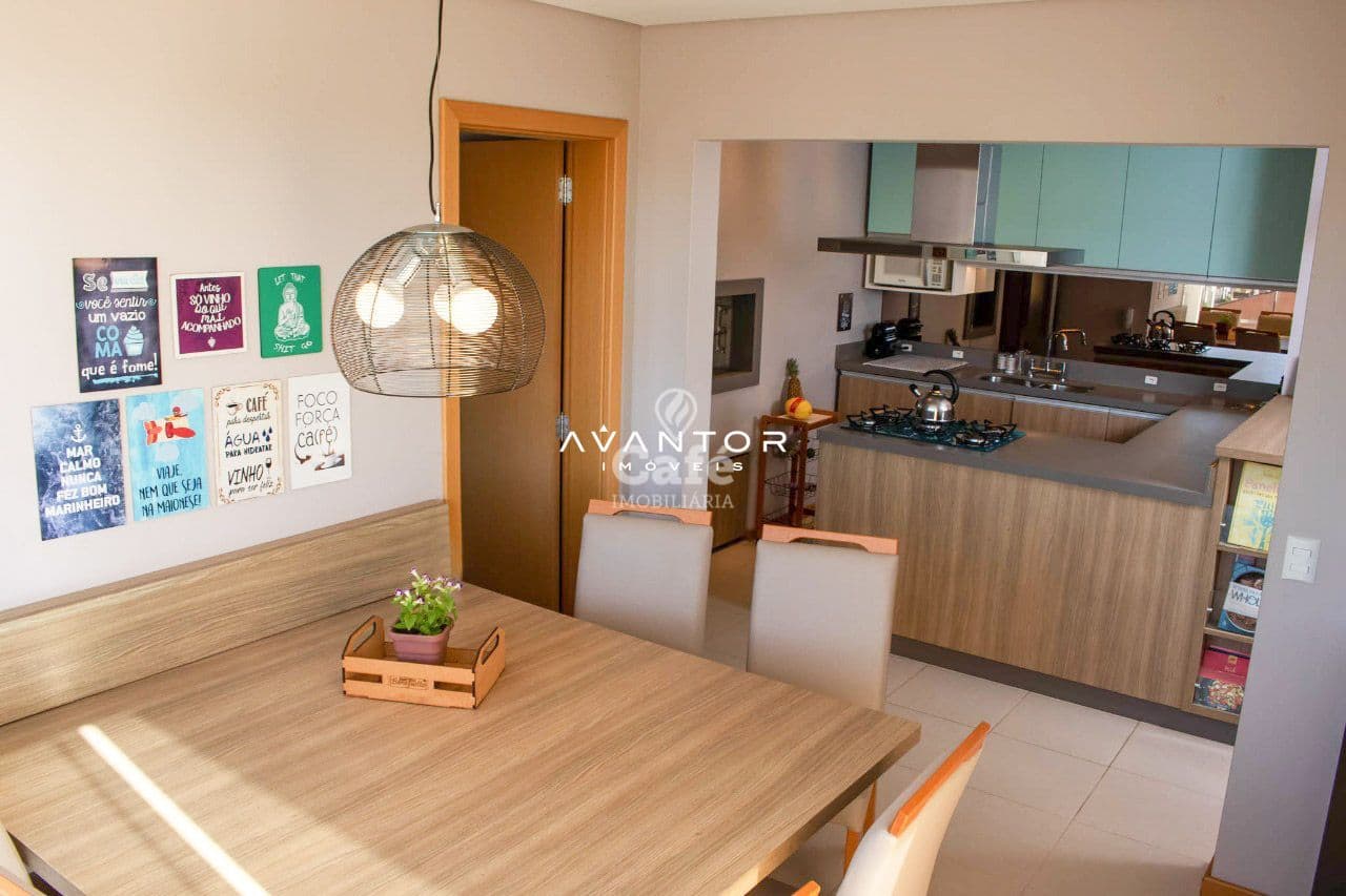 Linda cobertura duplex com 3 dormitórios e uma bela vista panorâmica do pôr do sol, próxim — Cobertura com 3 quartos à venda em Camobi, Santa Maria/RS
