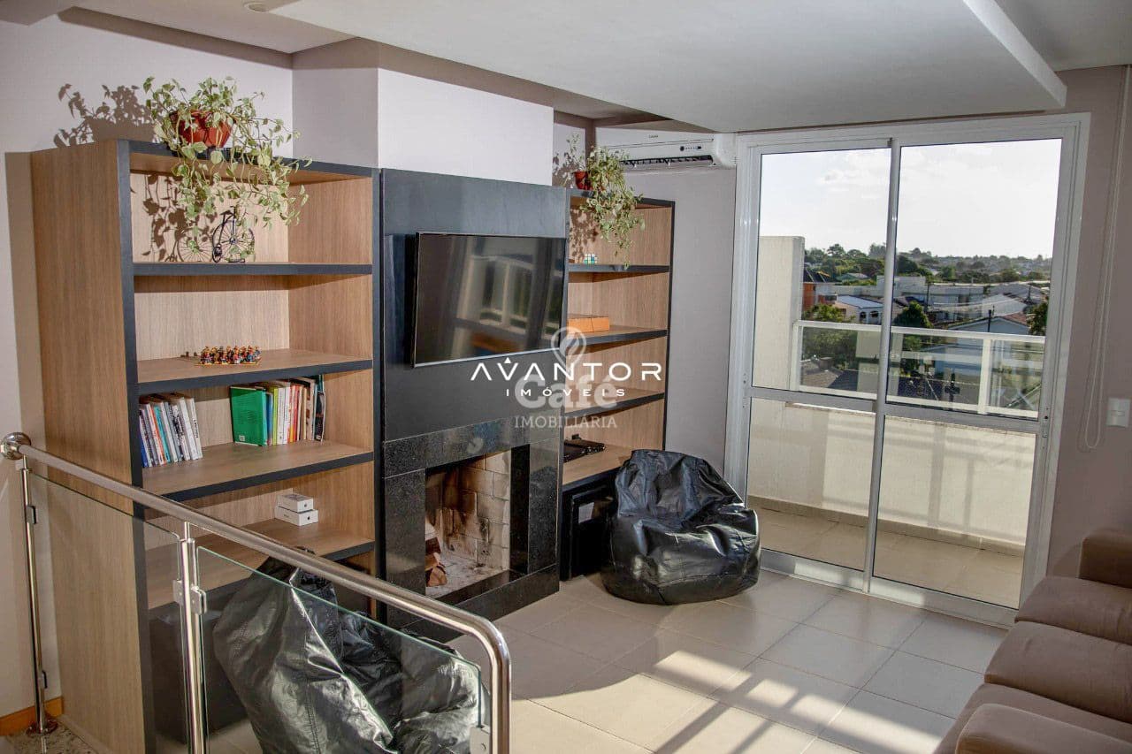 Linda cobertura duplex com 3 dormitórios e uma bela vista panorâmica do pôr do sol, próxim — Cobertura com 3 quartos à venda em Camobi, Santa Maria/RS