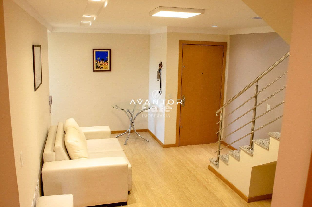 Linda cobertura duplex com 3 dormitórios e uma bela vista panorâmica do pôr do sol, próxim — Cobertura com 3 quartos à venda em Camobi, Santa Maria/RS