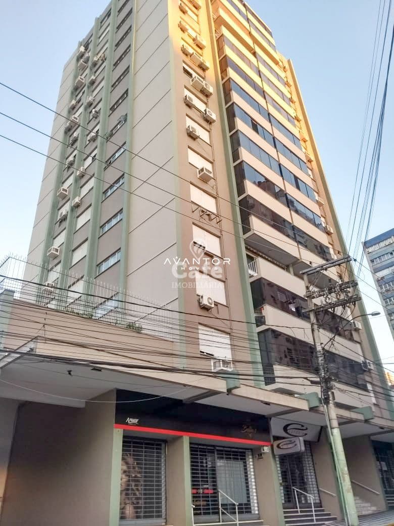 Fachada do prédio com múltiplos andares — Apartamento com 4 quartos à venda em Centro, Santa Maria/RS