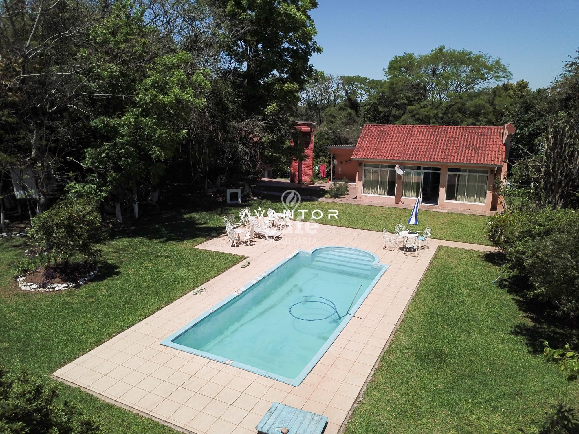 Sua linda chácara esta aqui. São 4,2 hectares com casa 4 dormitórios, piscina e um linda g — Casa com 4 quartos à venda em Rincão do Canto, Itaara/RS
