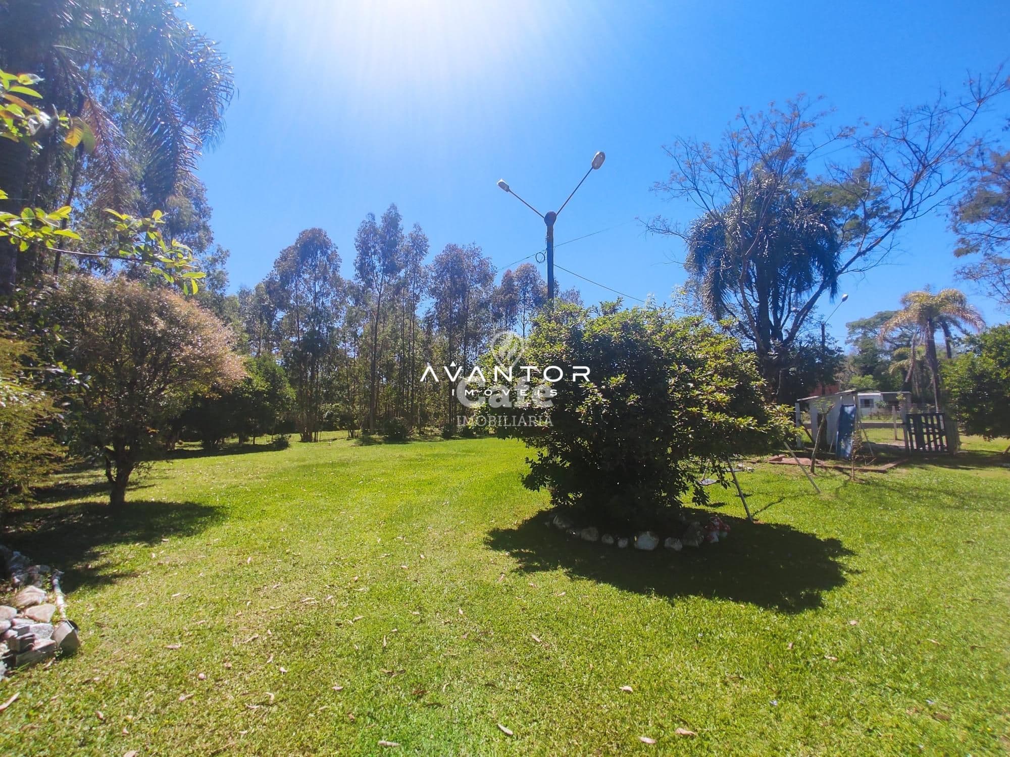 Sua linda chácara esta aqui. São 4,2 hectares com casa 4 dormitórios, piscina e um linda g — Casa com 4 quartos à venda em Rincão do Canto, Itaara/RS