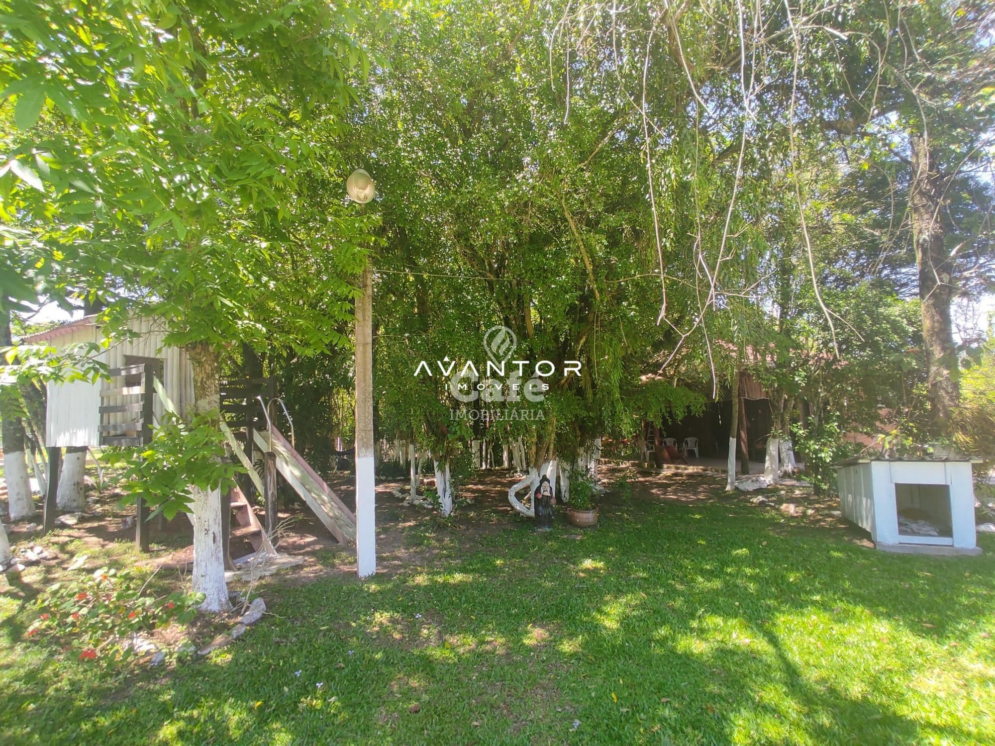 Sua linda chácara esta aqui. São 4,2 hectares com casa 4 dormitórios, piscina e um linda g — Casa com 4 quartos à venda em Rincão do Canto, Itaara/RS