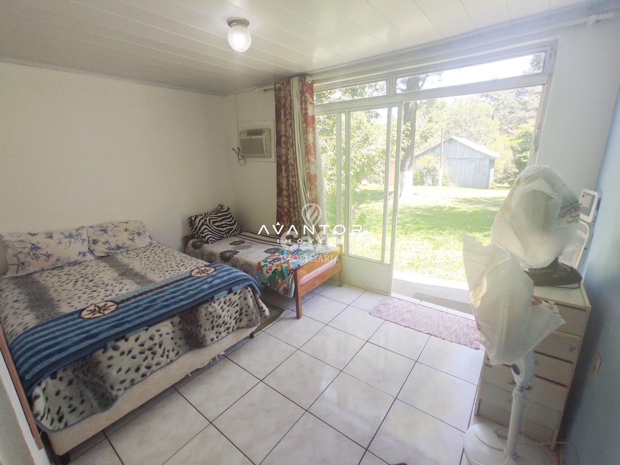 Sua linda chácara esta aqui. São 4,2 hectares com casa 4 dormitórios, piscina e um linda g — Casa com 4 quartos à venda em Rincão do Canto, Itaara/RS