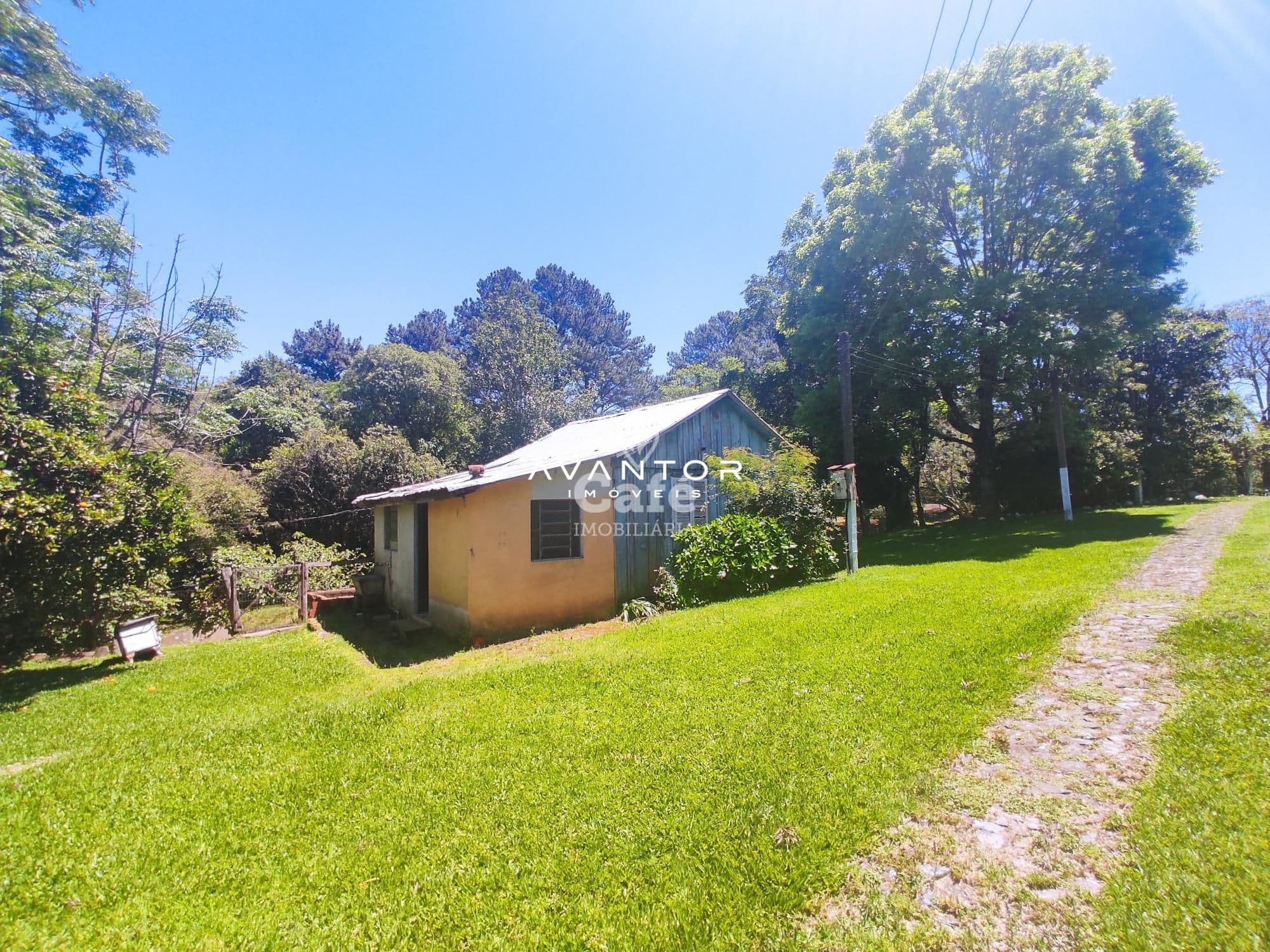 Sua linda chácara esta aqui. São 4,2 hectares com casa 4 dormitórios, piscina e um linda g — Casa com 4 quartos à venda em Rincão do Canto, Itaara/RS