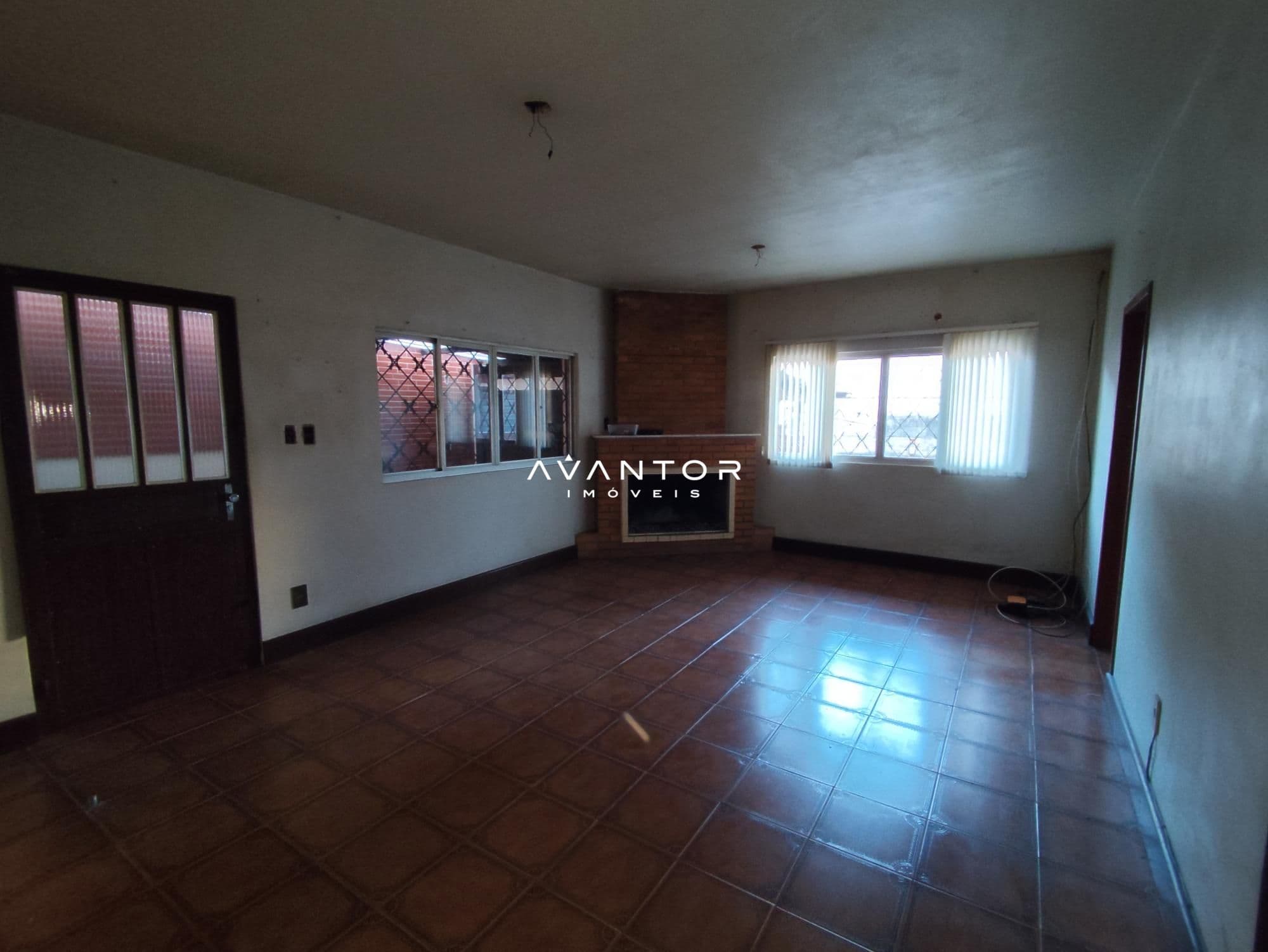 Casa com 4 quartos à venda em Centro, Santa Maria/RS — foto 2 de 36