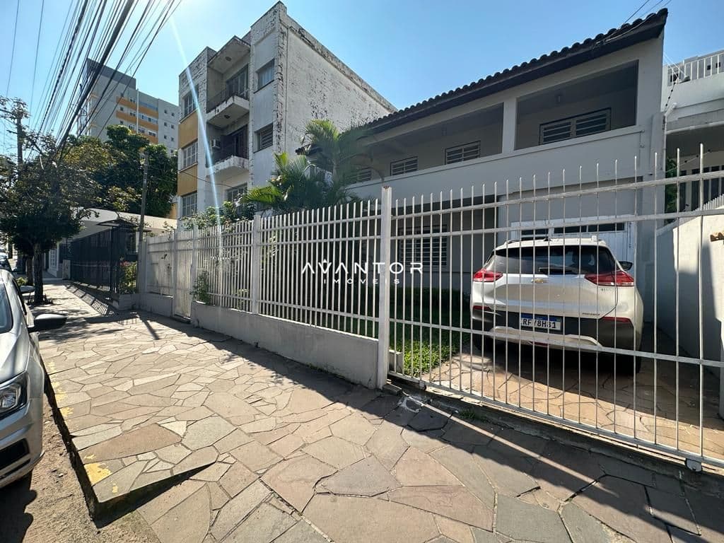 Casa com 6 quartos à venda em Centro, Santa Maria/RS — foto 2 de 23