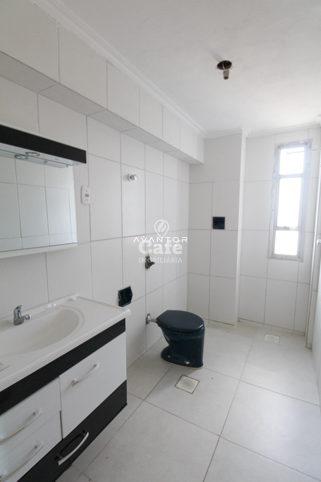 Apartamento à Venda com 90,88m², 02 Dormitórios , 01 vagas e Portaria 24hs — Apartamento com 2 quartos à venda em Nossa Senhora do Rosário, Santa Maria/RS