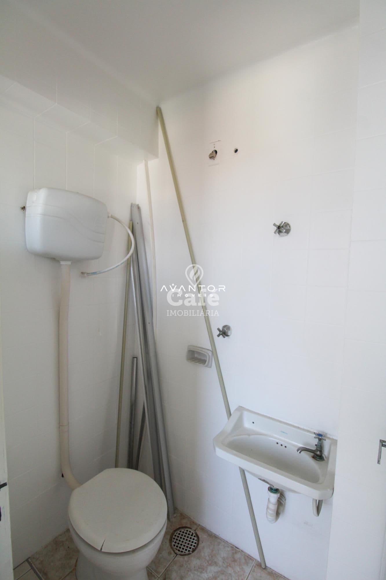 Apartamento à Venda com 90,88m², 02 Dormitórios , 01 vagas e Portaria 24hs — Apartamento com 2 quartos à venda em Nossa Senhora do Rosário, Santa Maria/RS