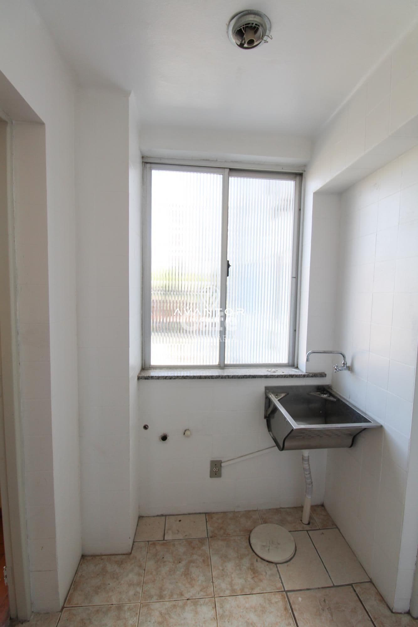 Apartamento à Venda com 90,88m², 02 Dormitórios , 01 vagas e Portaria 24hs — Apartamento com 2 quartos à venda em Nossa Senhora do Rosário, Santa Maria/RS