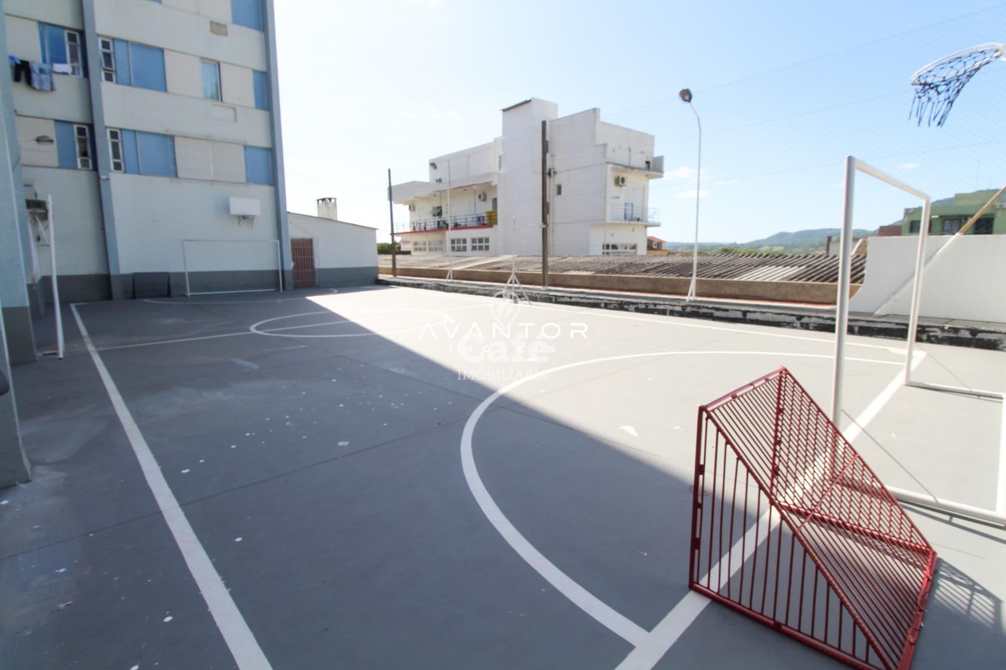 Apartamento à Venda com 90,88m², 02 Dormitórios , 01 vagas e Portaria 24hs — Apartamento com 2 quartos à venda em Nossa Senhora do Rosário, Santa Maria/RS