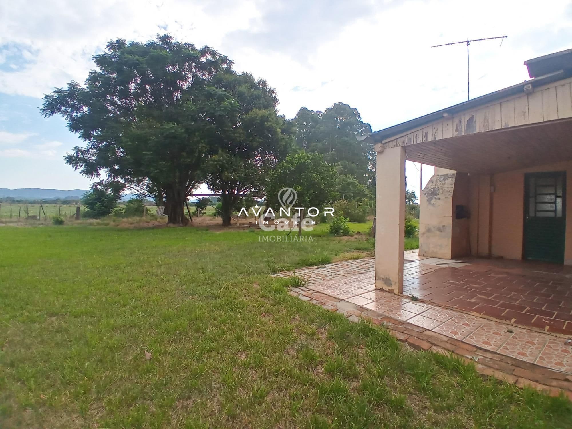 Chácara com 2 quartos à venda em Boca do Monte, Santa Maria/RS — foto 2 de 13