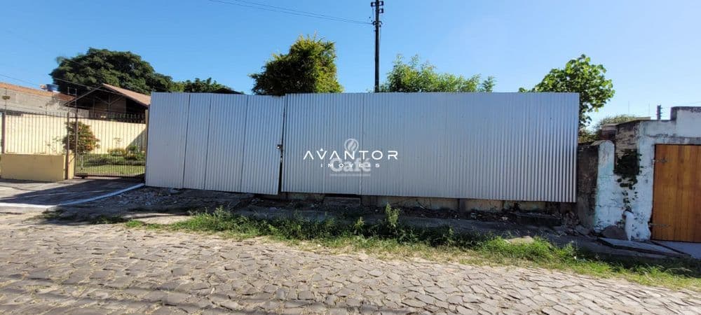 Terreno medindo 11x67m com projeto residencial aprovado na prefeitura — Terreno à venda em Nossa Senhora das Dores, Santa Maria/RS