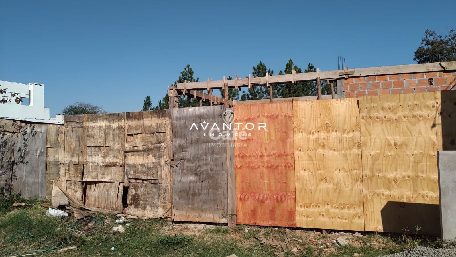Terreno à venda em Pinheiro Machado, Santa Maria/RS