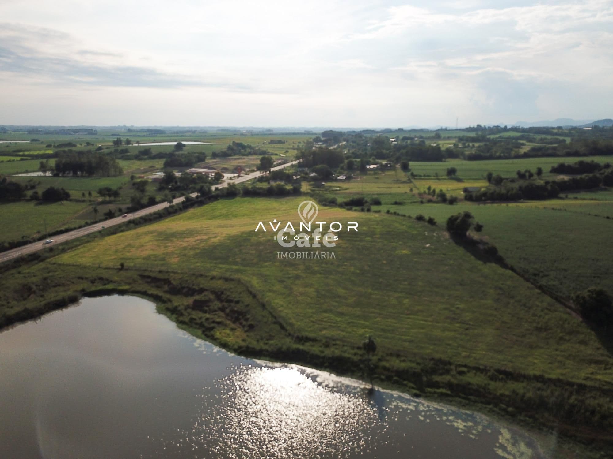 Terreno com vista aérea e água — Terreno à venda em Zona rural, Restinga Seca/RS