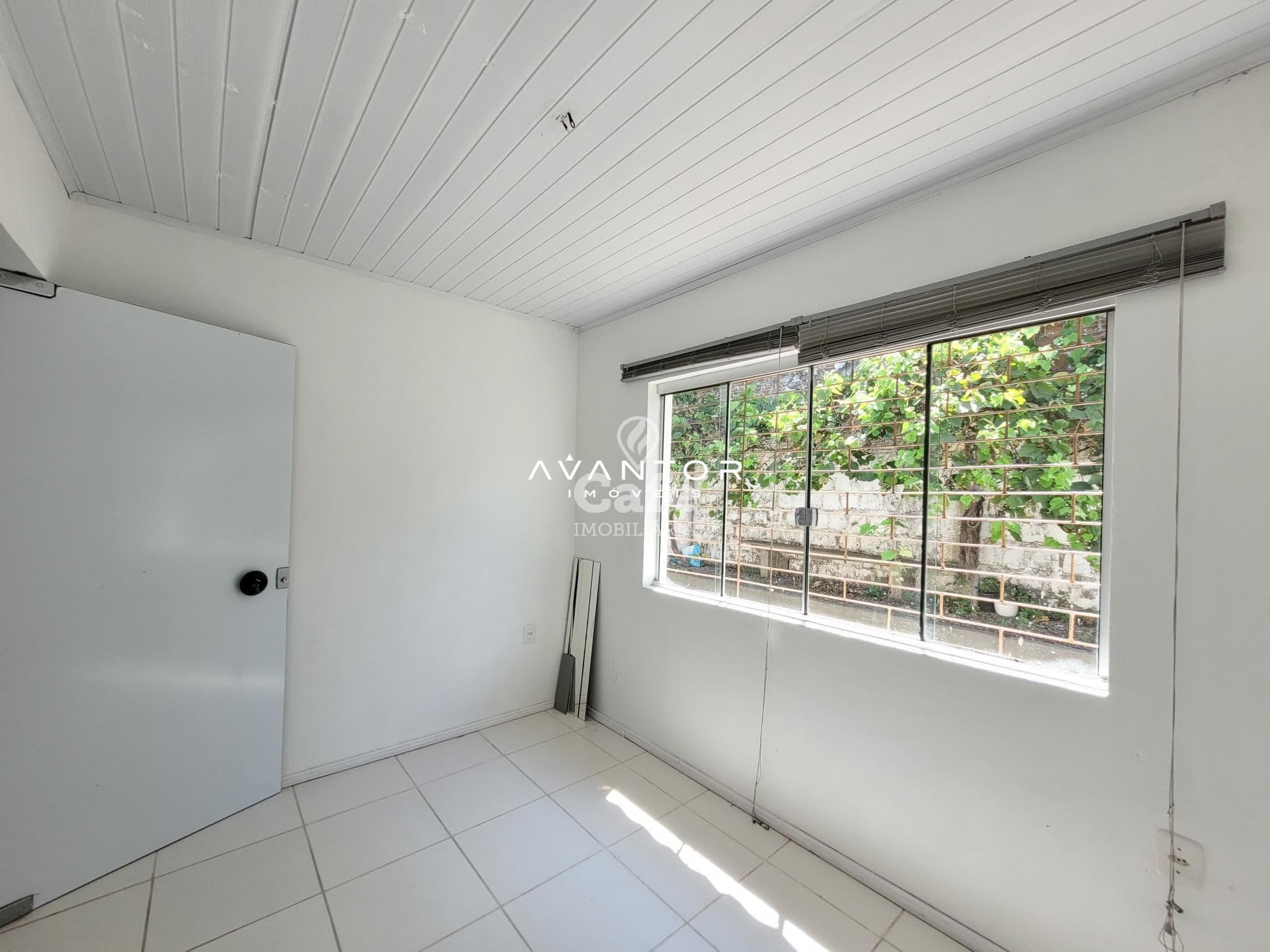 Sala Comercial com 14 salas à venda em Duque de Caxias, Santa Maria/RS — foto 22 de 41
