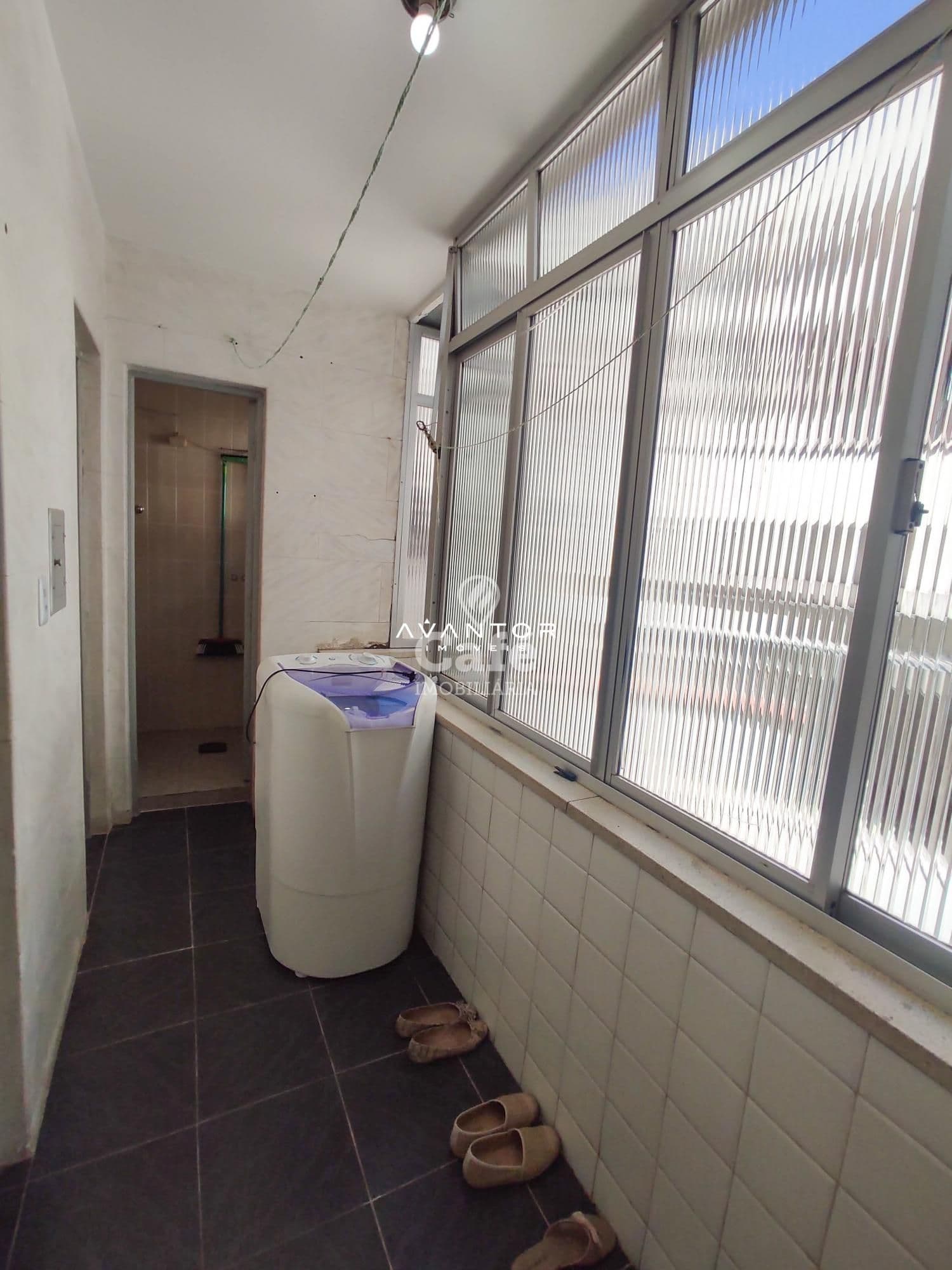 Apartamento 3 dormitórios mais dependência completa no centro de Santa Maria/RS — Apartamento com 3 quartos à venda em Centro, Santa Maria/RS