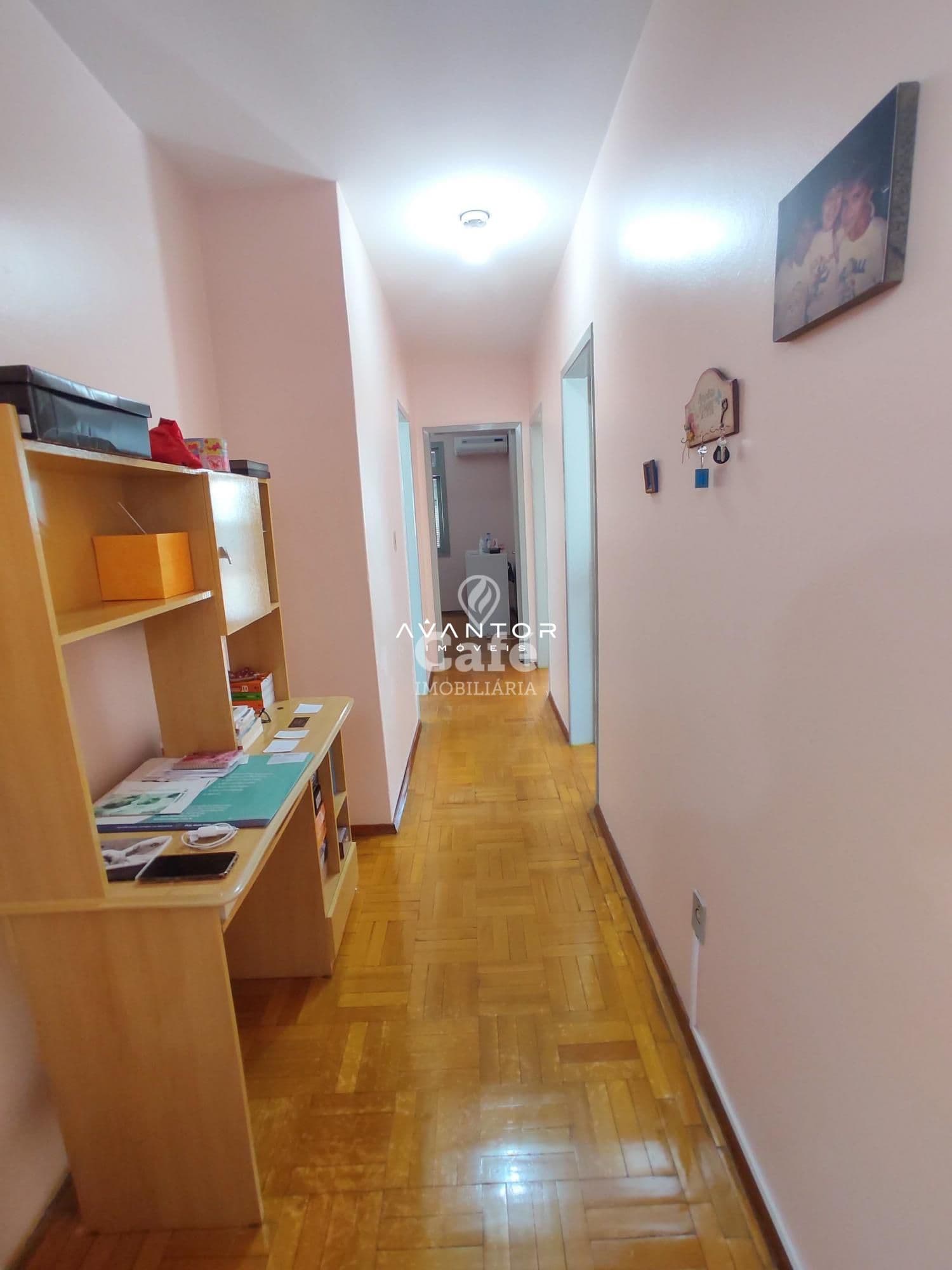 Apartamento 3 dormitórios mais dependência completa no centro de Santa Maria/RS — Apartamento com 3 quartos à venda em Centro, Santa Maria/RS