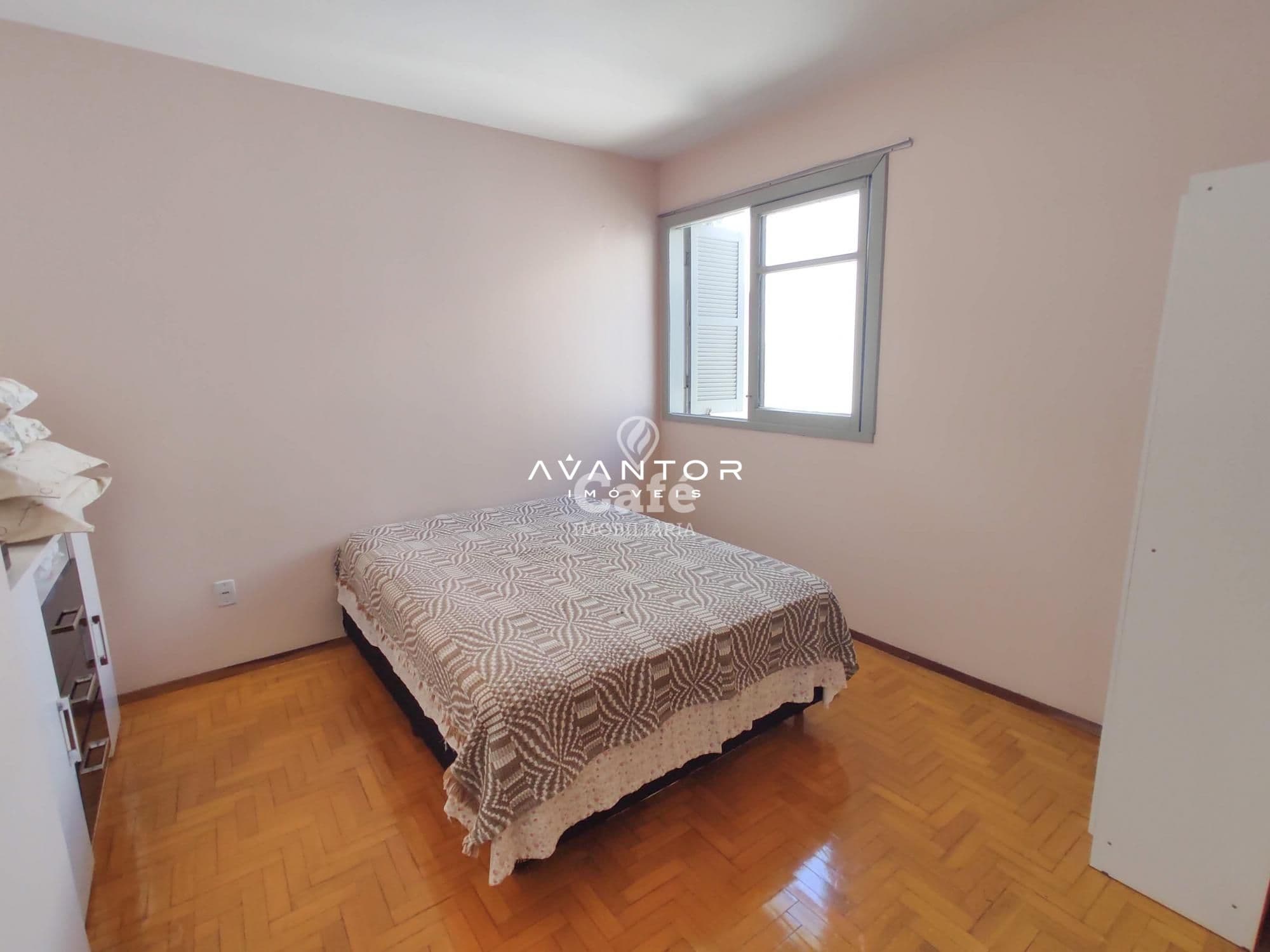 Apartamento 3 dormitórios mais dependência completa no centro de Santa Maria/RS — Apartamento com 3 quartos à venda em Centro, Santa Maria/RS