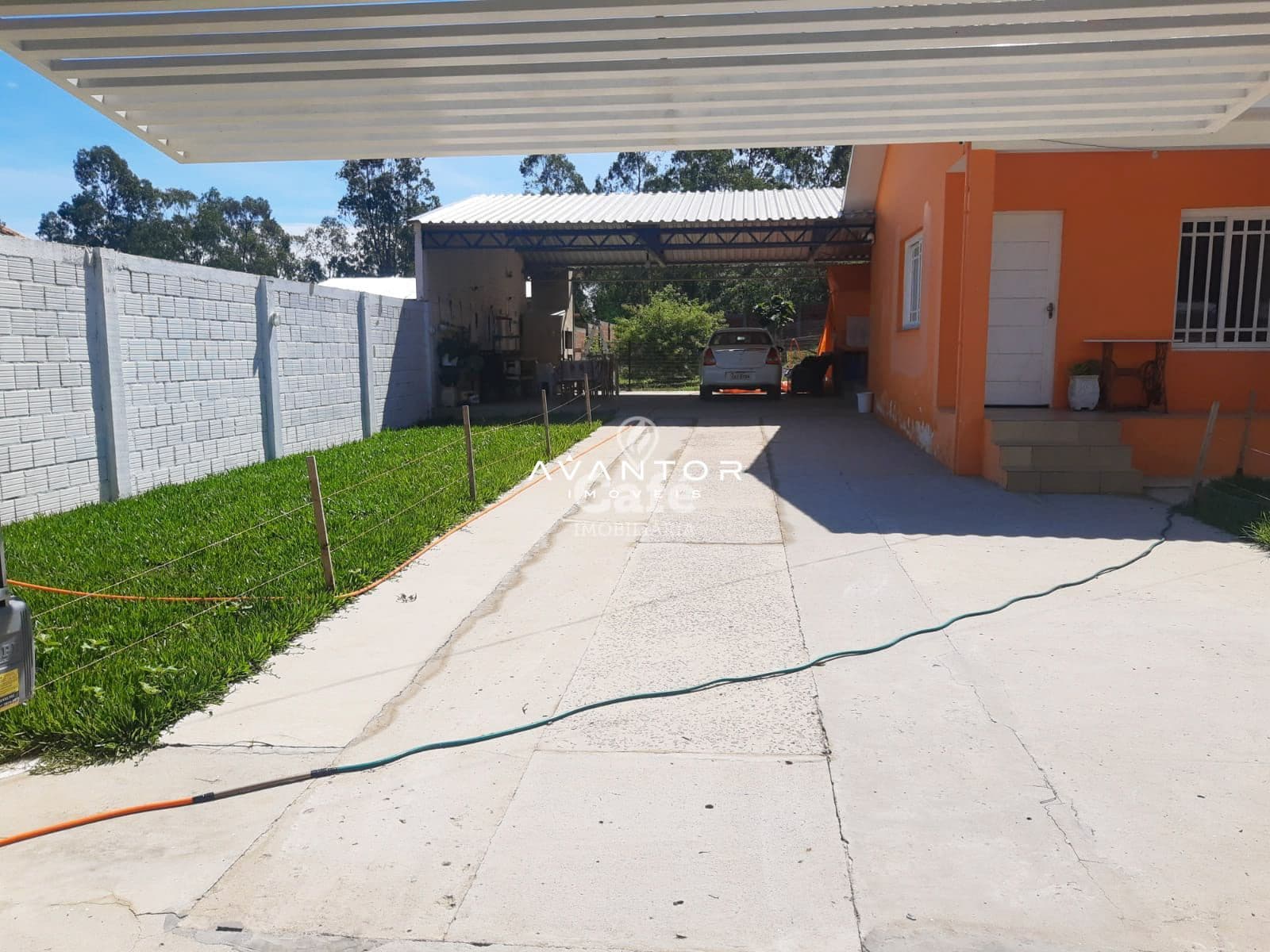 Casa em Itaara de 2 Dormitórios, Sala de Estar, Lareira, Banheiro Social, Cozinha, Área de — Casa com 2 quartos à venda em Etelvina, Itaara/RS