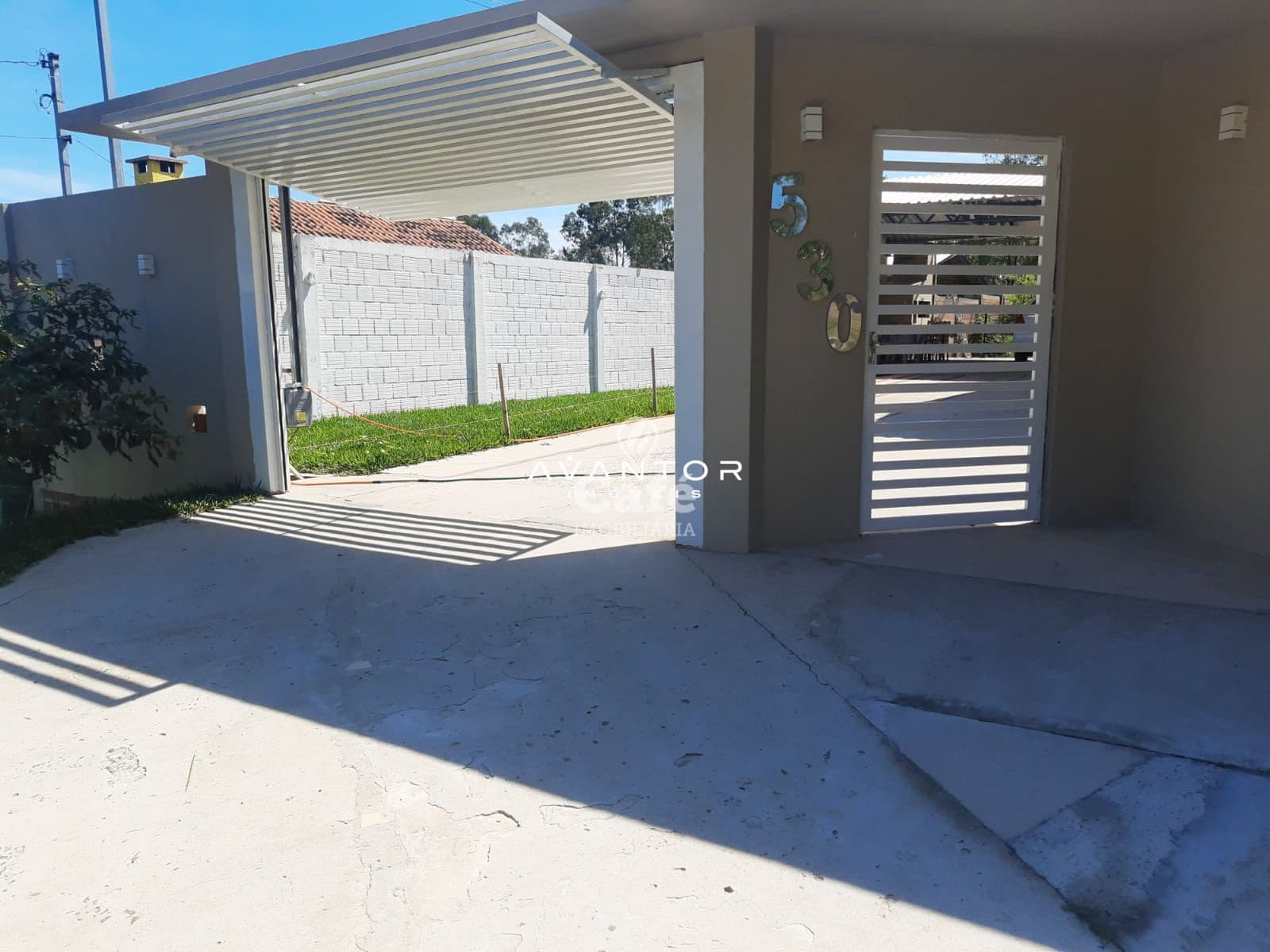 Casa em Itaara de 2 Dormitórios, Sala de Estar, Lareira, Banheiro Social, Cozinha, Área de — Casa com 2 quartos à venda em Etelvina, Itaara/RS
