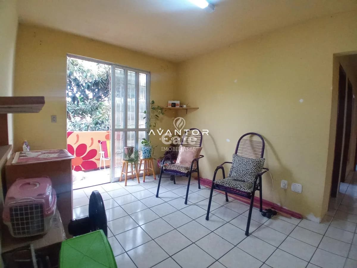 Sala com acesso à varanda — Apartamento com 3 quartos à venda em Passo D'Areia, Santa Maria/RS