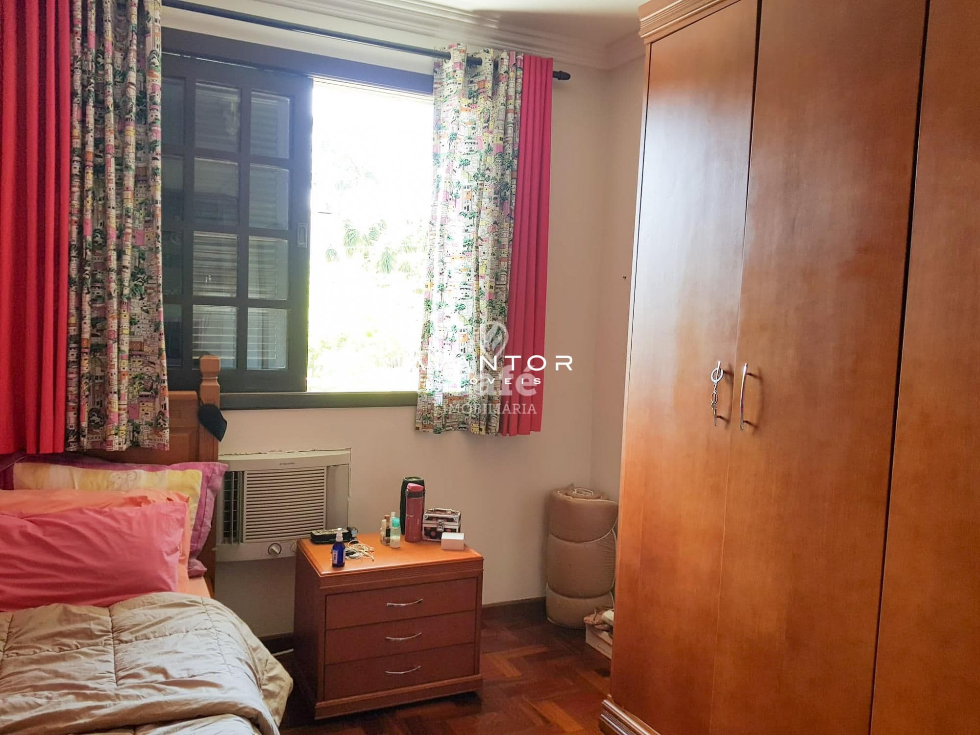Ótima oportunidade apartamento amplo bem localizado em Santa Maria — Apartamento com 3 quartos à venda em Nossa Senhora de Fátima, Santa Maria/RS