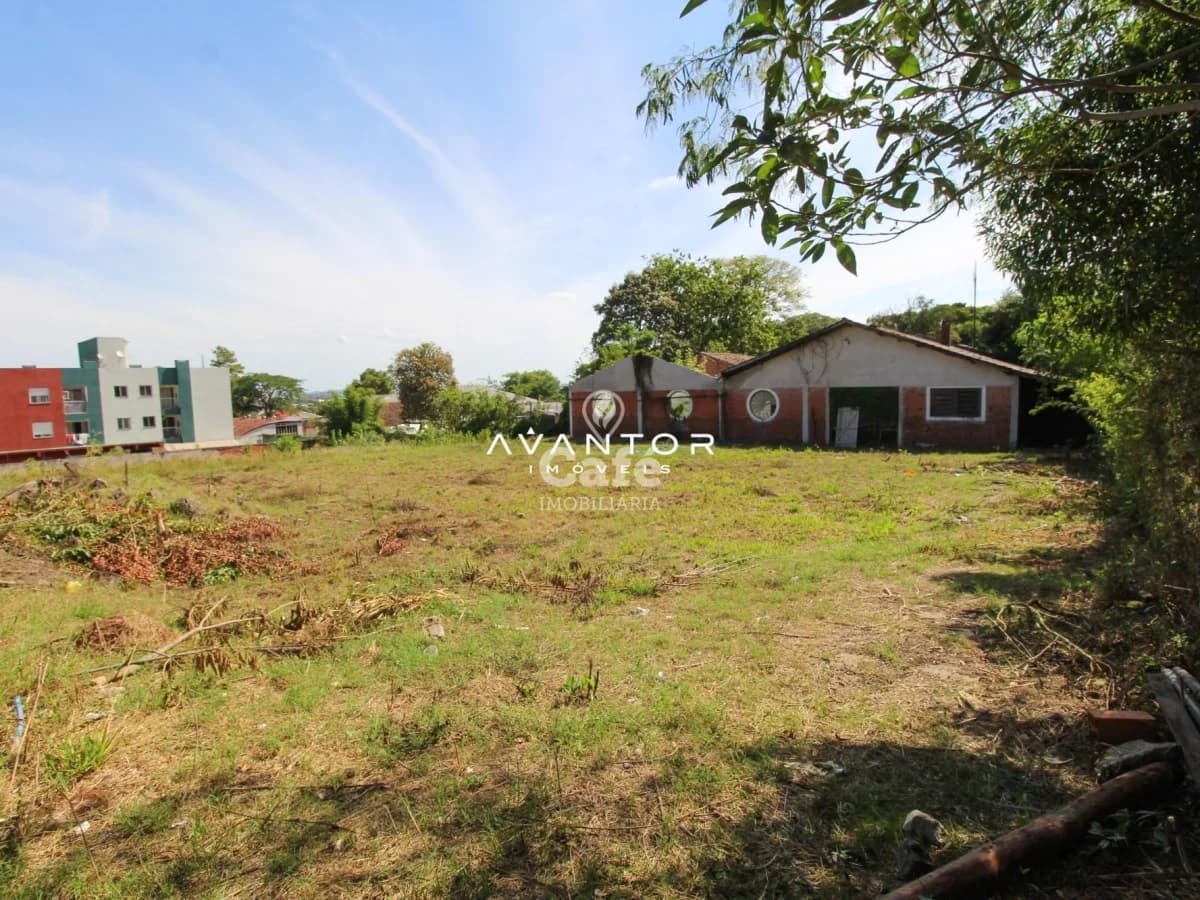 Ótimo terreno com 629 m² , localizado bairro Perpétuo Socorro — Terreno à venda em Nossa Senhora do Perpétuo Socorro, Santa Maria/RS
