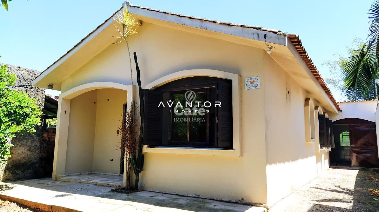 Fachada da casa com entrada — Casa com 3 quartos à venda em Nossa Senhora do Rosário, Santa Maria/RS