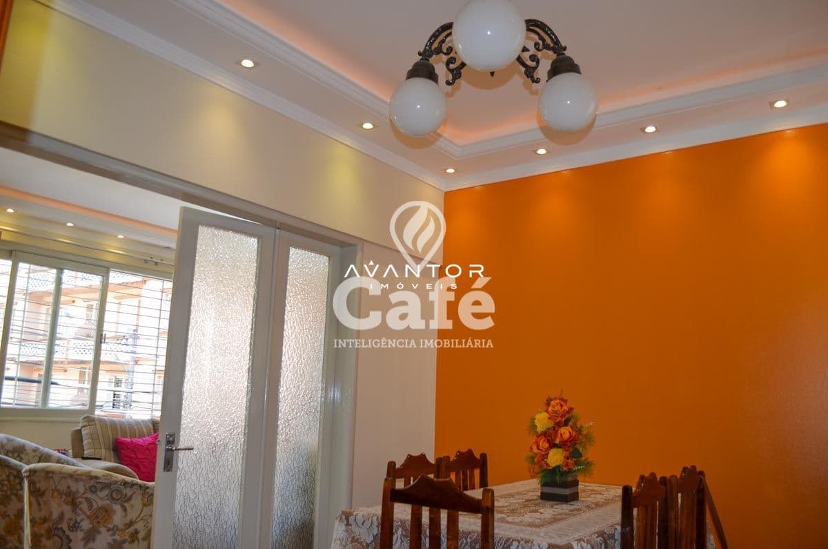 Apartamento amplo bem arejado! No centro da Cidade — Apartamento com 4 quartos à venda em Centro, Santa Maria/RS