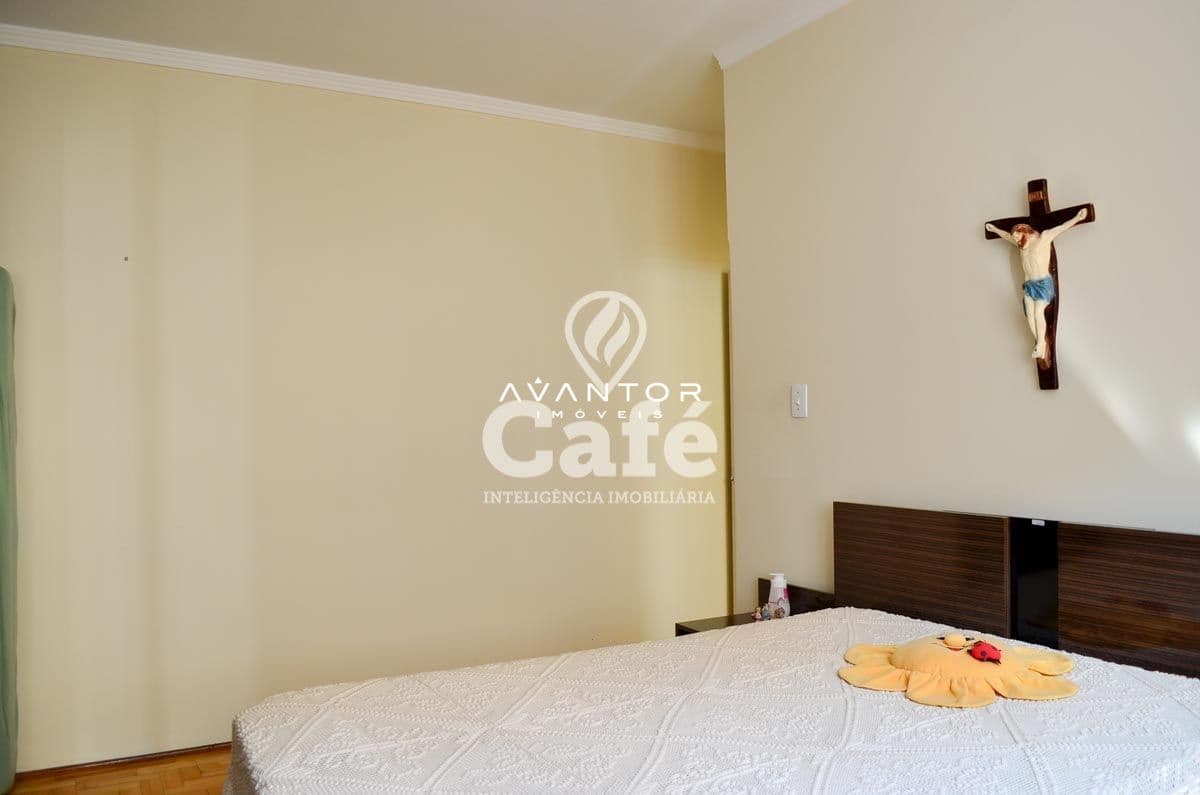 Apartamento amplo bem arejado! No centro da Cidade — Apartamento com 4 quartos à venda em Centro, Santa Maria/RS