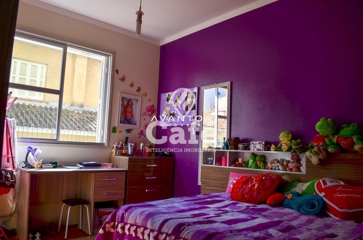 Apartamento amplo bem arejado! No centro da Cidade — Apartamento com 4 quartos à venda em Centro, Santa Maria/RS