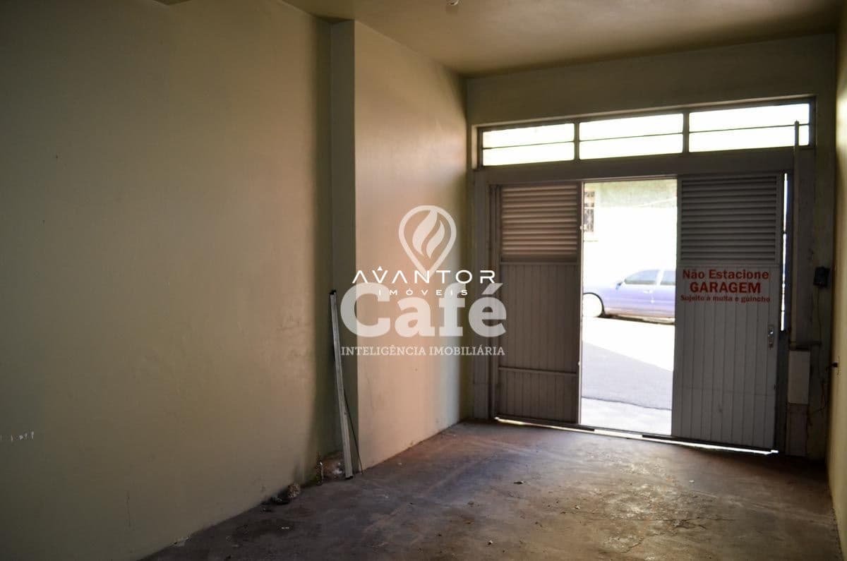 Apartamento amplo bem arejado! No centro da Cidade — Apartamento com 4 quartos à venda em Centro, Santa Maria/RS