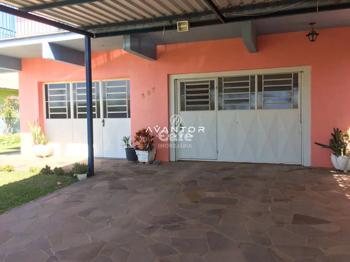 Ótima oportunidade no P.Machado — Casa com 3 quartos à venda em Pinheiro Machado, Santa Maria/RS