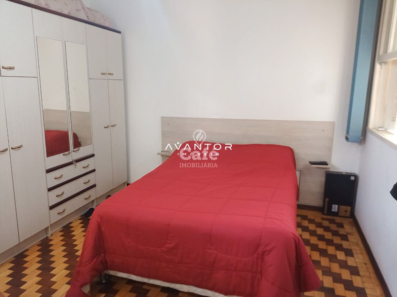 Apartamento Central De 2 Dormitórios, Sala Ampla, 2 Banheiros, Dependência de Empregada, C — Apartamento com 2 quartos à venda em Bonfim, Santa Maria/RS