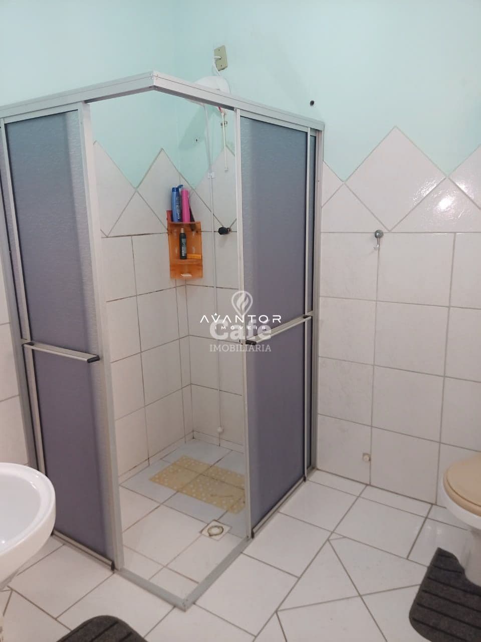 Apartamento Central De 2 Dormitórios, Sala Ampla, 2 Banheiros, Dependência de Empregada, C — Apartamento com 2 quartos à venda em Bonfim, Santa Maria/RS