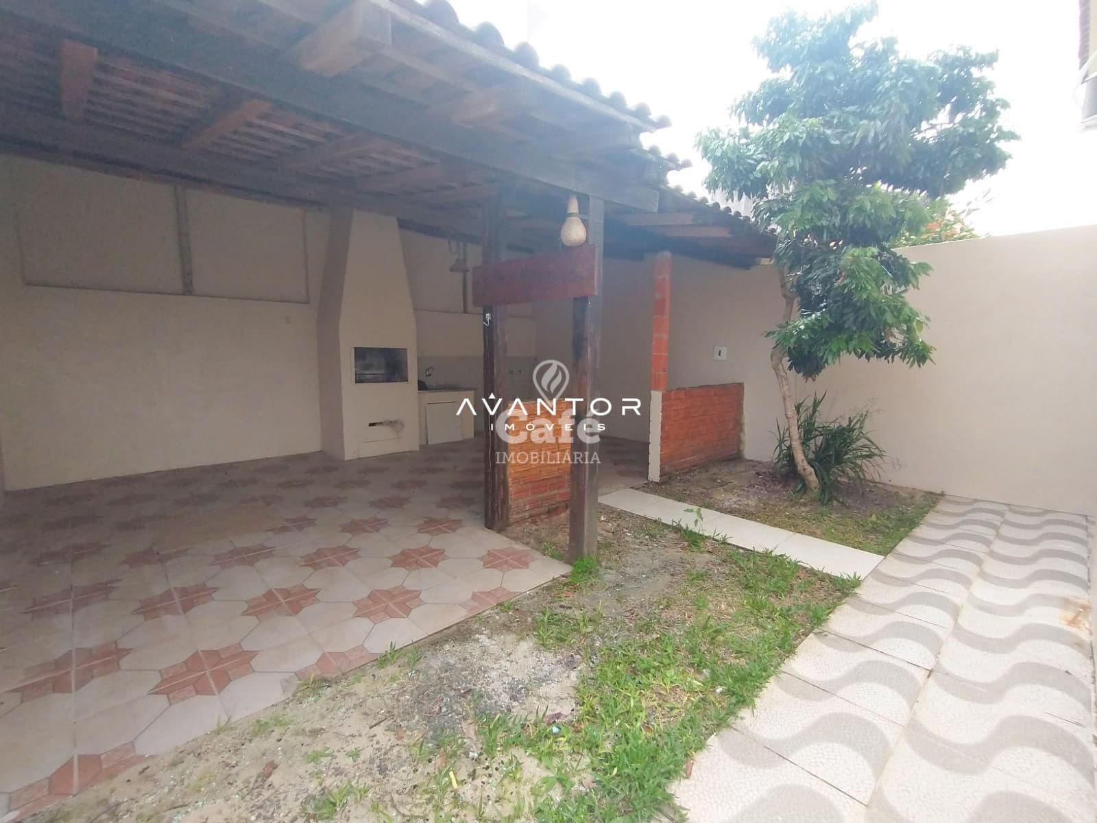 Belissima casa no bairro novo horizonte — Casa com 3 quartos à venda em Camobi, Santa Maria/RS