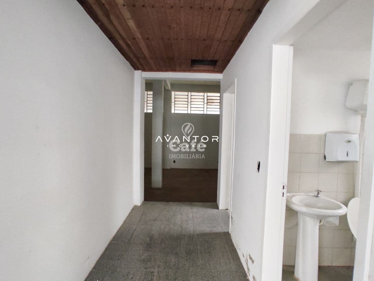 Sala Comercial com 1 sala à venda em Juscelino Kubitschek, Santa Maria/RS — foto 6 de 11