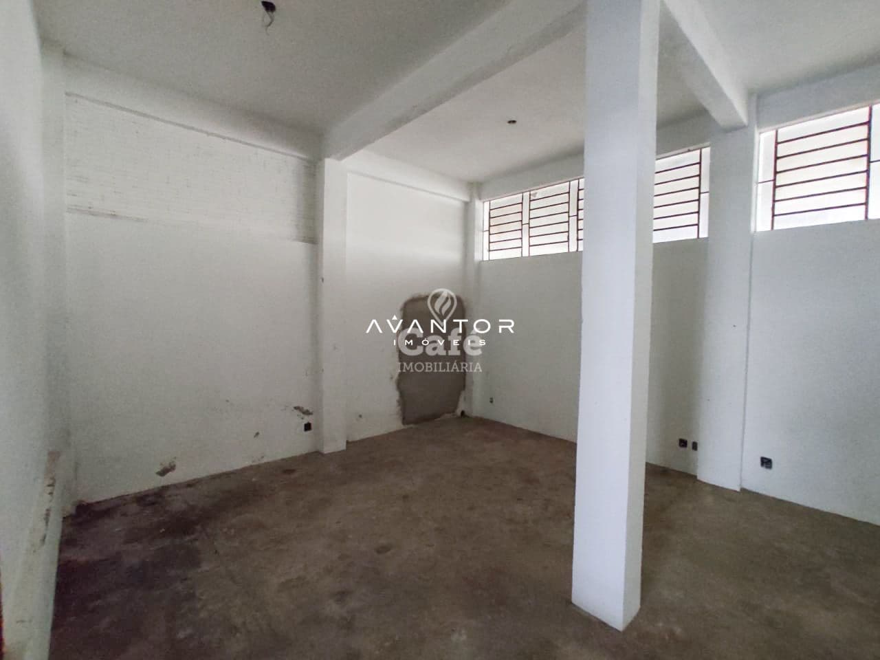 Sala Comercial com 1 sala à venda em Juscelino Kubitschek, Santa Maria/RS — foto 8 de 11