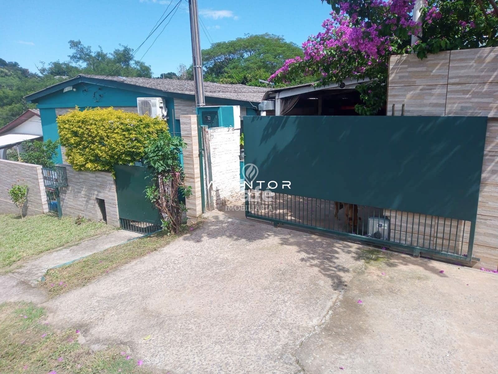 Oportunidade de casa mais terreno na Caturrita — Casa com 2 quartos à venda em Caturrita, Santa Maria/RS