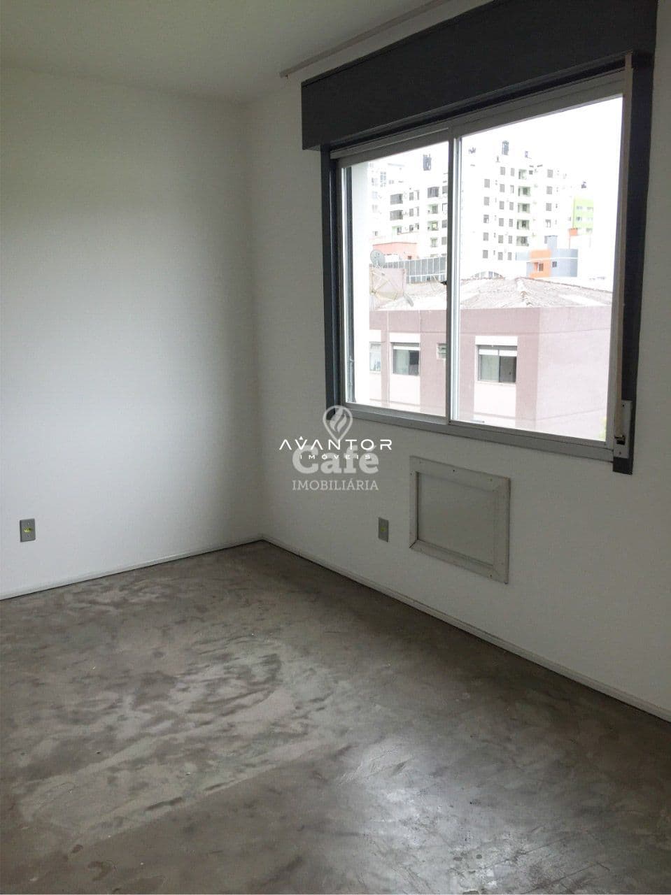 Apartamento com 1 quarto à venda no Edifício Málaga, em Centro, Santa Maria/RS — foto 2 de 9
