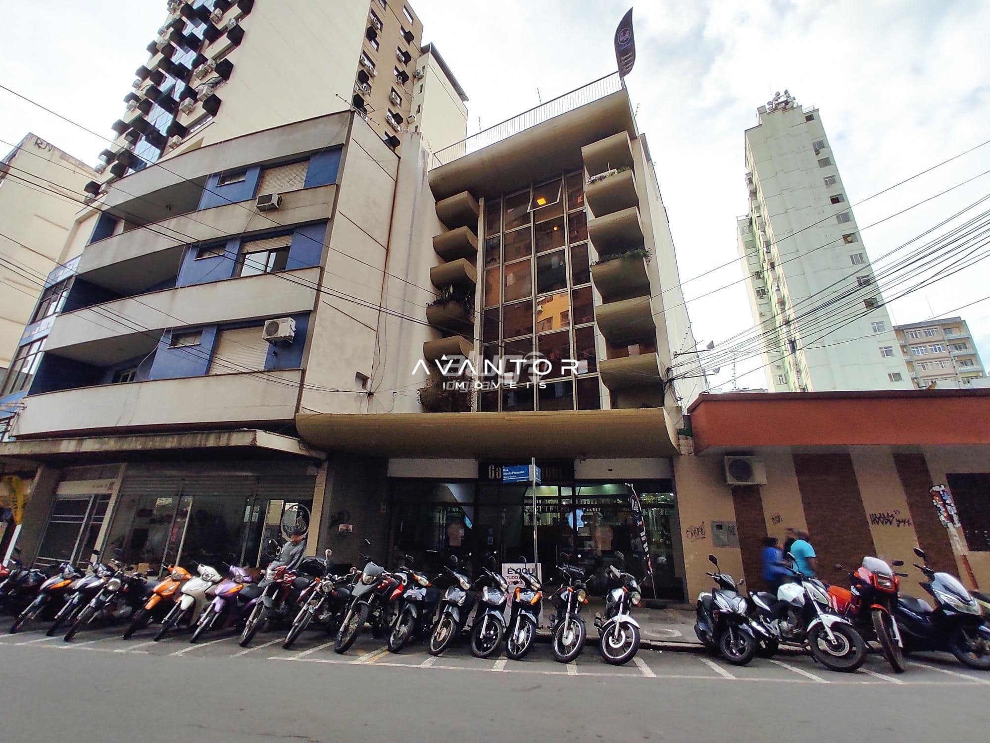 Fachada do prédio com garagem — Sala Comercial com 2 salas para alugar em Centro, Santa Maria/RS
